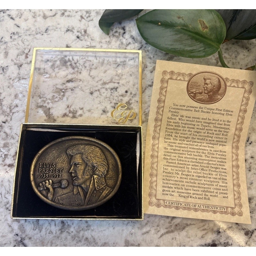 Elvis Presley Belt Buckle First Edition Memorial Commemorative Vintage 1935-1977